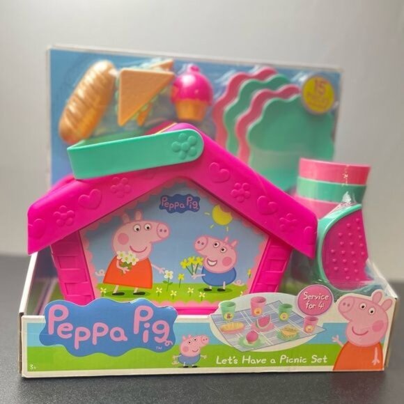 PEPPA PIG'S Let’s Have A Picnic Set 15 Pieces Basket Service For 4 Toy (#8835) - Picture 3 of 9